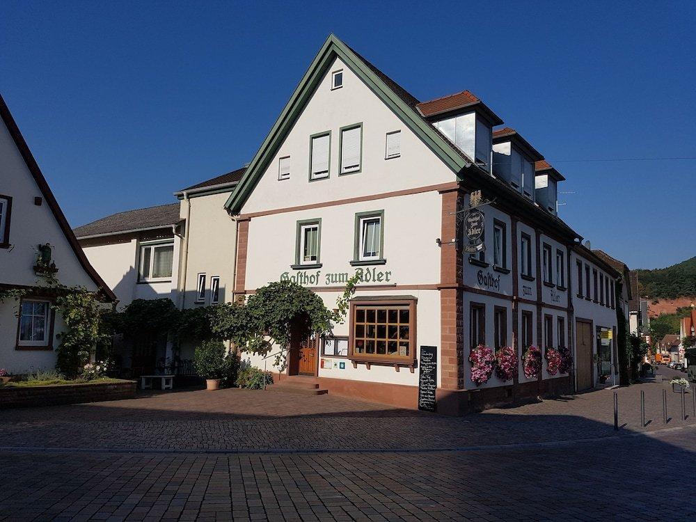Adler Landhotel Buergstadt Eksteriør bilde