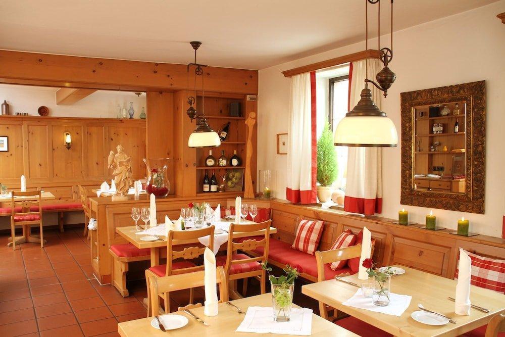 Adler Landhotel Buergstadt Eksteriør bilde