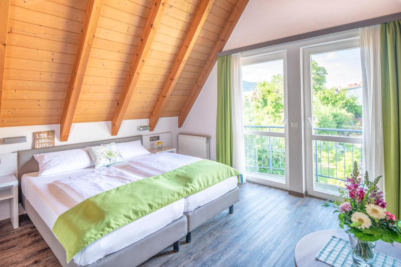 Adler Landhotel Buergstadt Eksteriør bilde