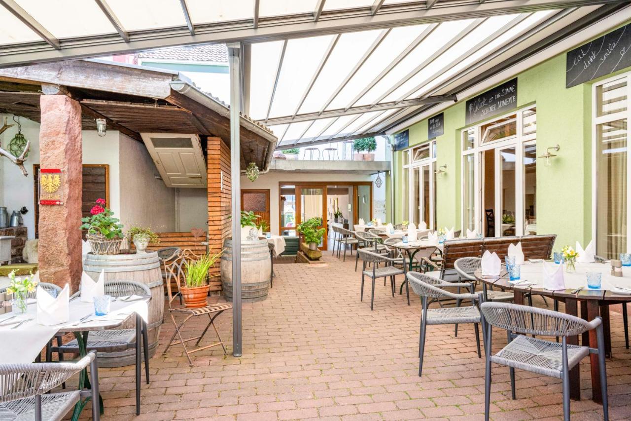 Adler Landhotel Buergstadt Eksteriør bilde
